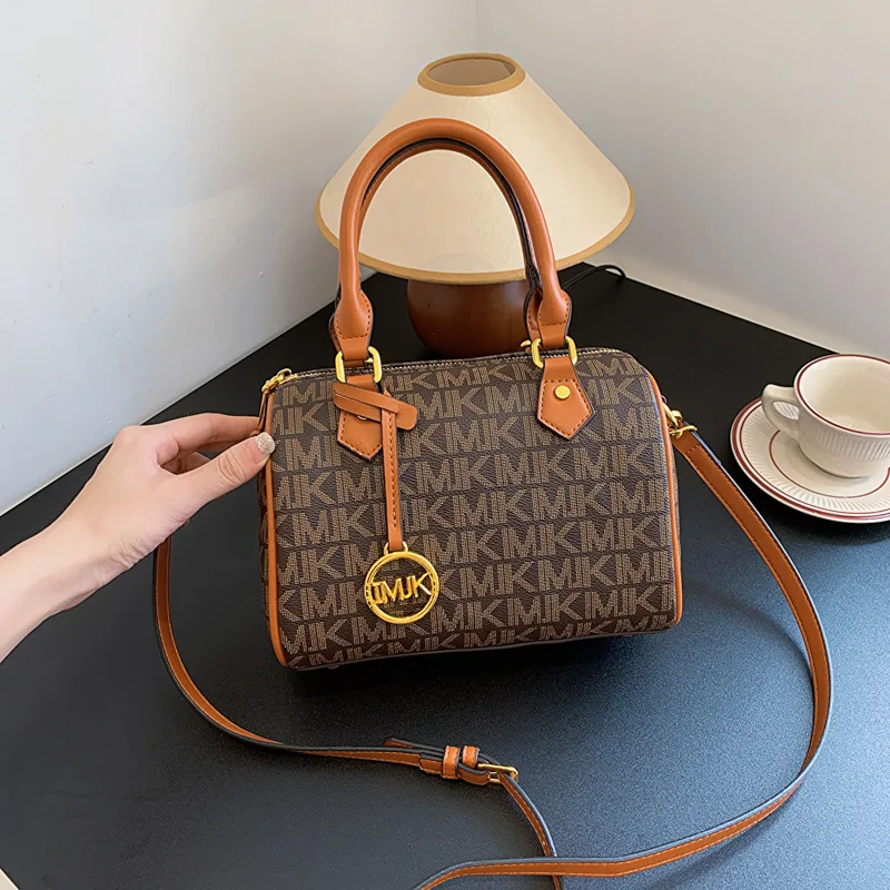حقيبة نسائية عصرية جديدة عالية الجودة حقيبة كتف مطبوعة ريترو تريند ماركة كلاسيكية للسيدات حقيبة كروس مصممة حقيبة يد فاخرة