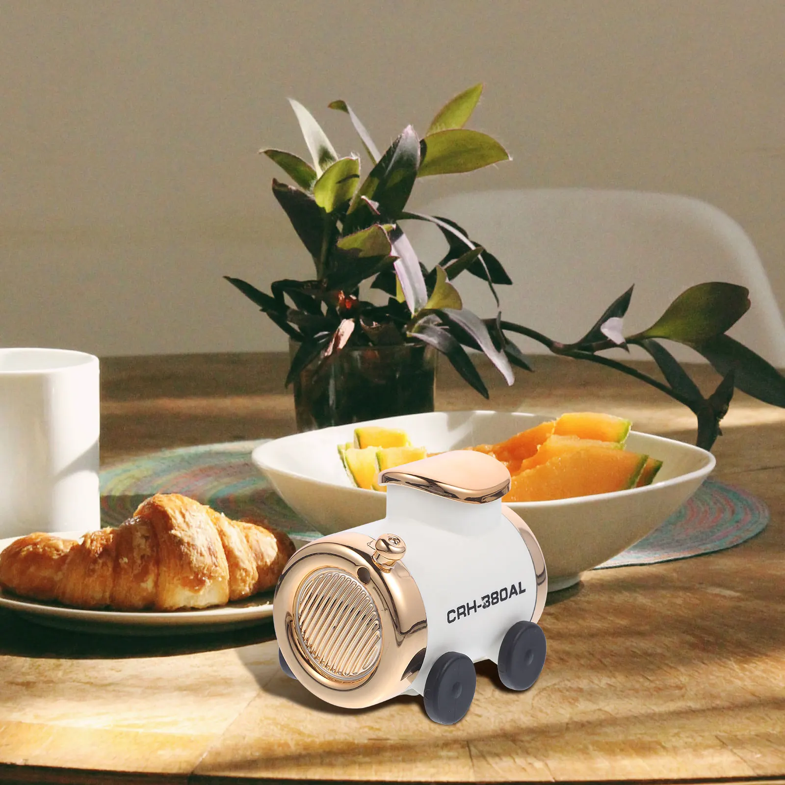 

Train Designed Toothpick Holder Portable Plastic Storage Box Elegant Japanese Style Home Bar Decor Toothpick Holder Dispenser