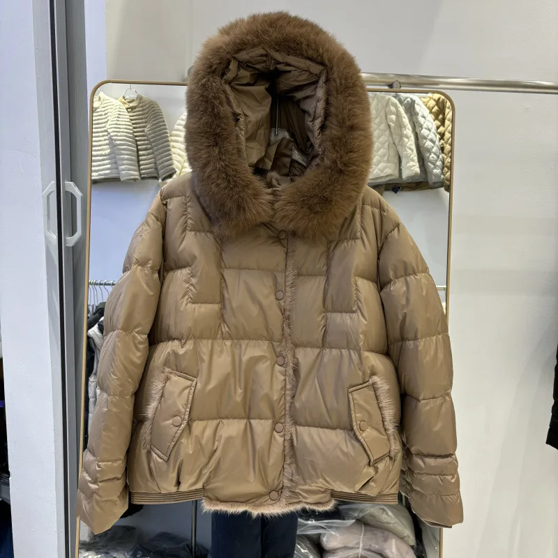 Piumino corto invernale da donna europeo nuovo piumino corto in pelliccia di visone patchwork con cappuccio allentato