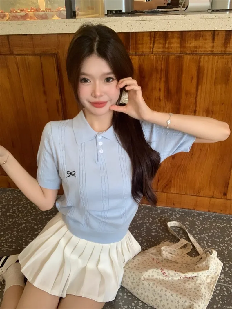 AOSSVIAO 2026 Sommer Neue Koreanische Mode Slim Polo-Shirt Gestricktes Kurzarm-T-Shirt Süße Schleife Bestickte Gestrickte Damen-Oberteile – Detail 16