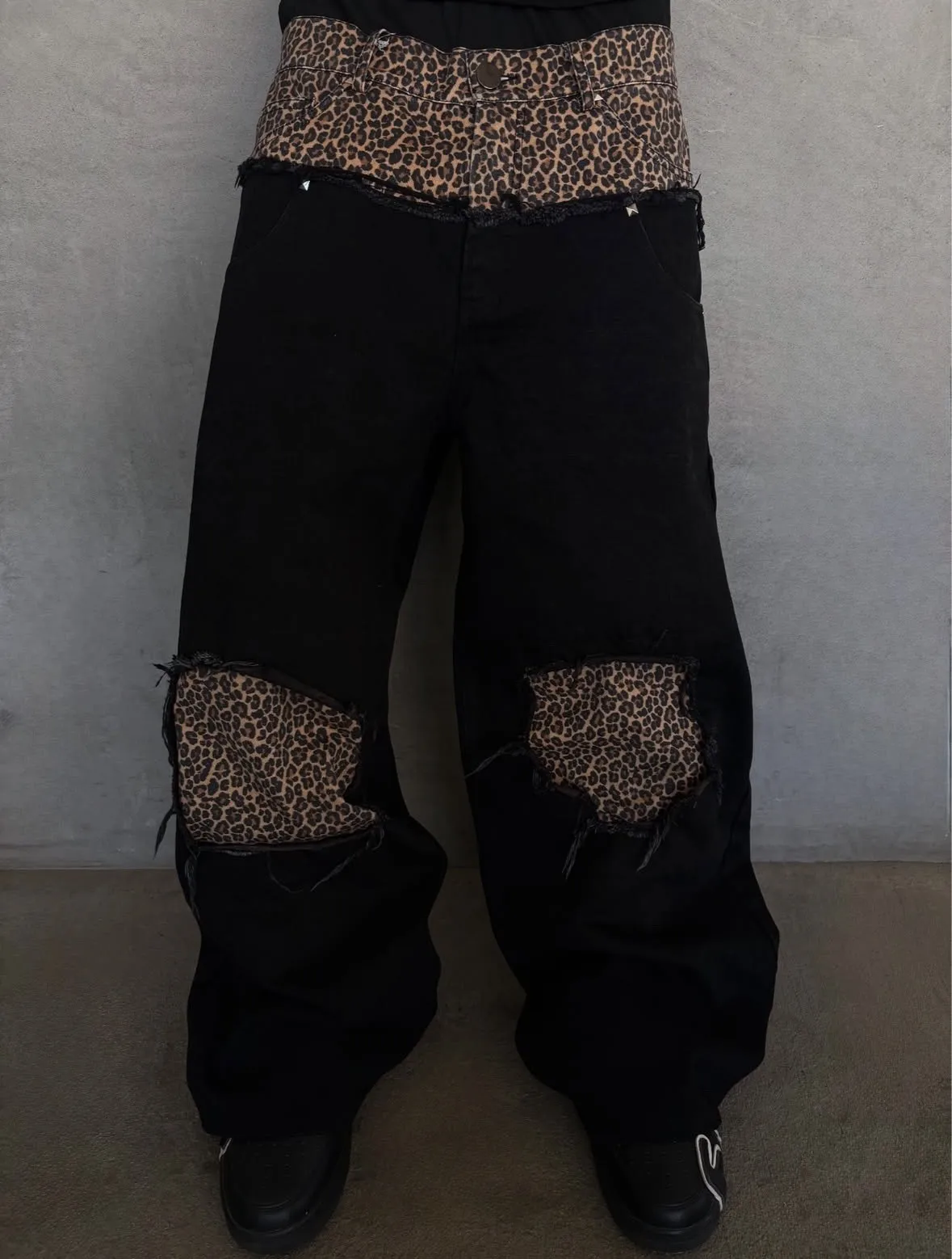 

Европейские и американские ретро леопардовые принты в стиле пэчворк, искусственные джинсы из двух частей, свободные широкие брюки с высокой талией