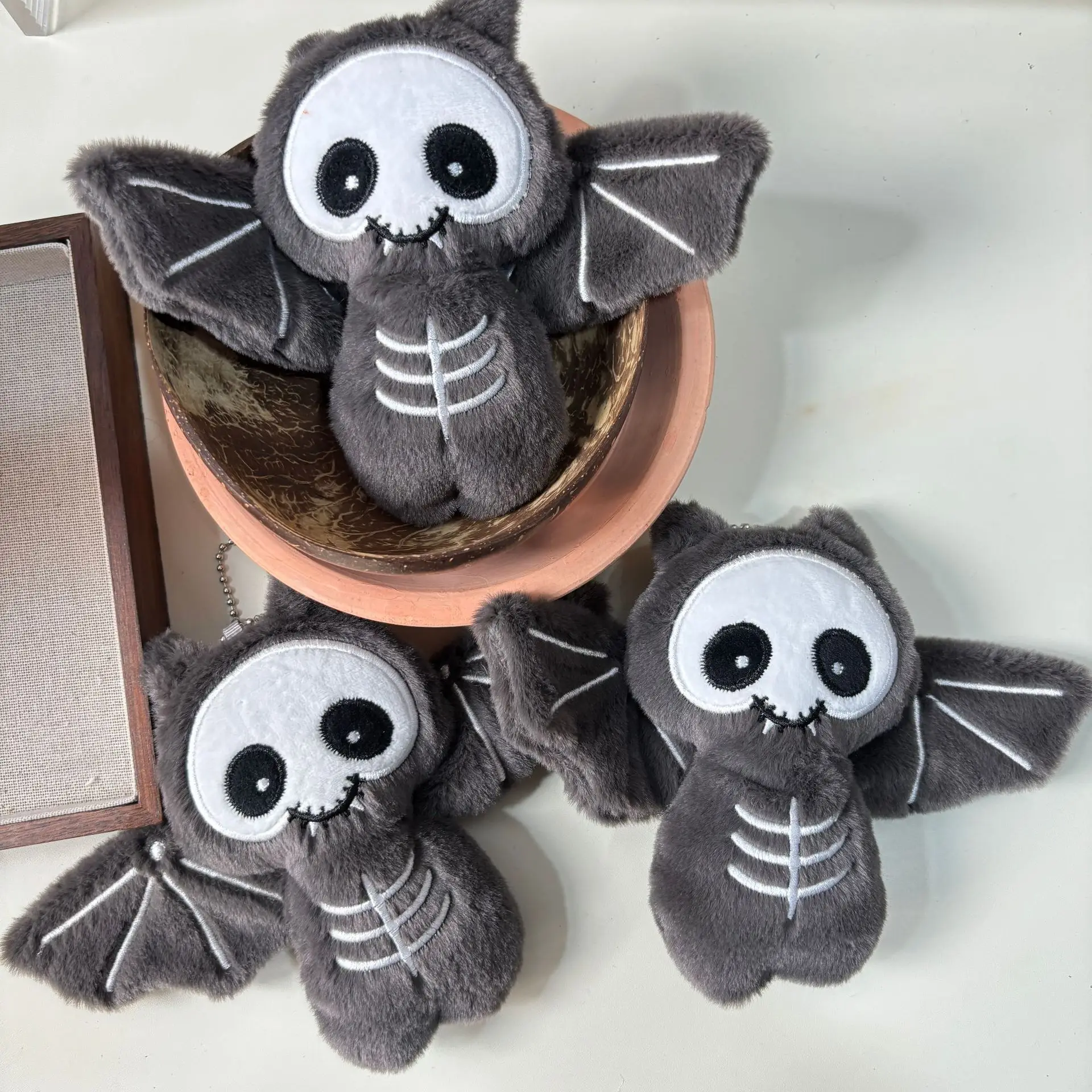 Halloween Cartoon Bat Plush Doll Toy Lifelike Devil Black Bat Cute Plush Toys Creative Doll Bag Hanging Keychain Holiday Gift