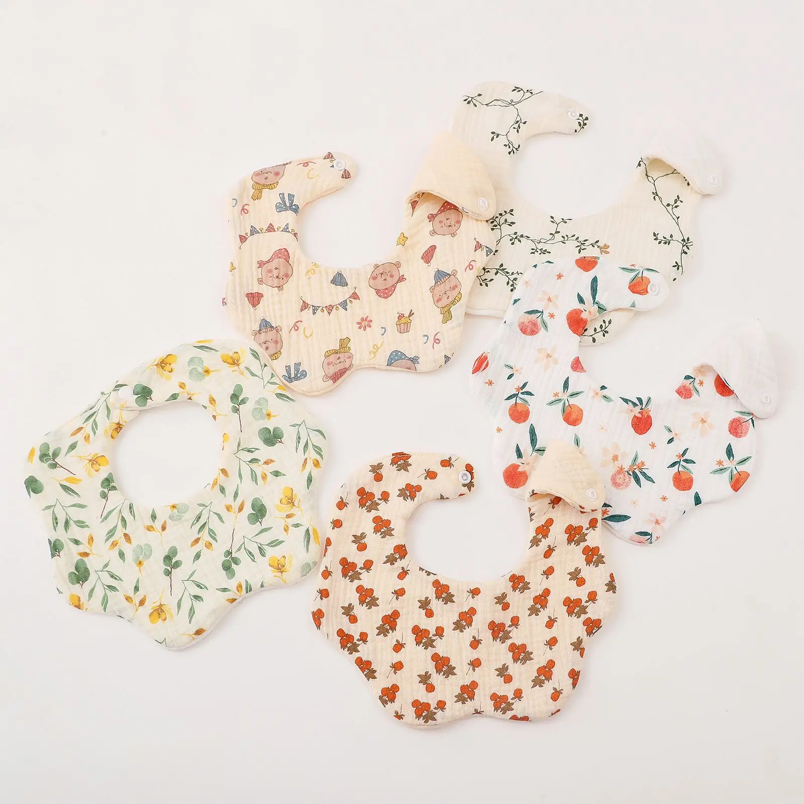 Nuovi bavaglini in garza di cotone addensato bavaglini per neonati con stampa floreale carina panni morbidi per Burp appena nati per ragazzi e ragazze che alimentano l'asciugamano Saliva