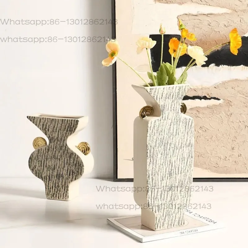 Modern Light Luxury Abstract Textured Gold-Eared Ceramic Vase for Flower Arrangements, High-End Home Decor Craft