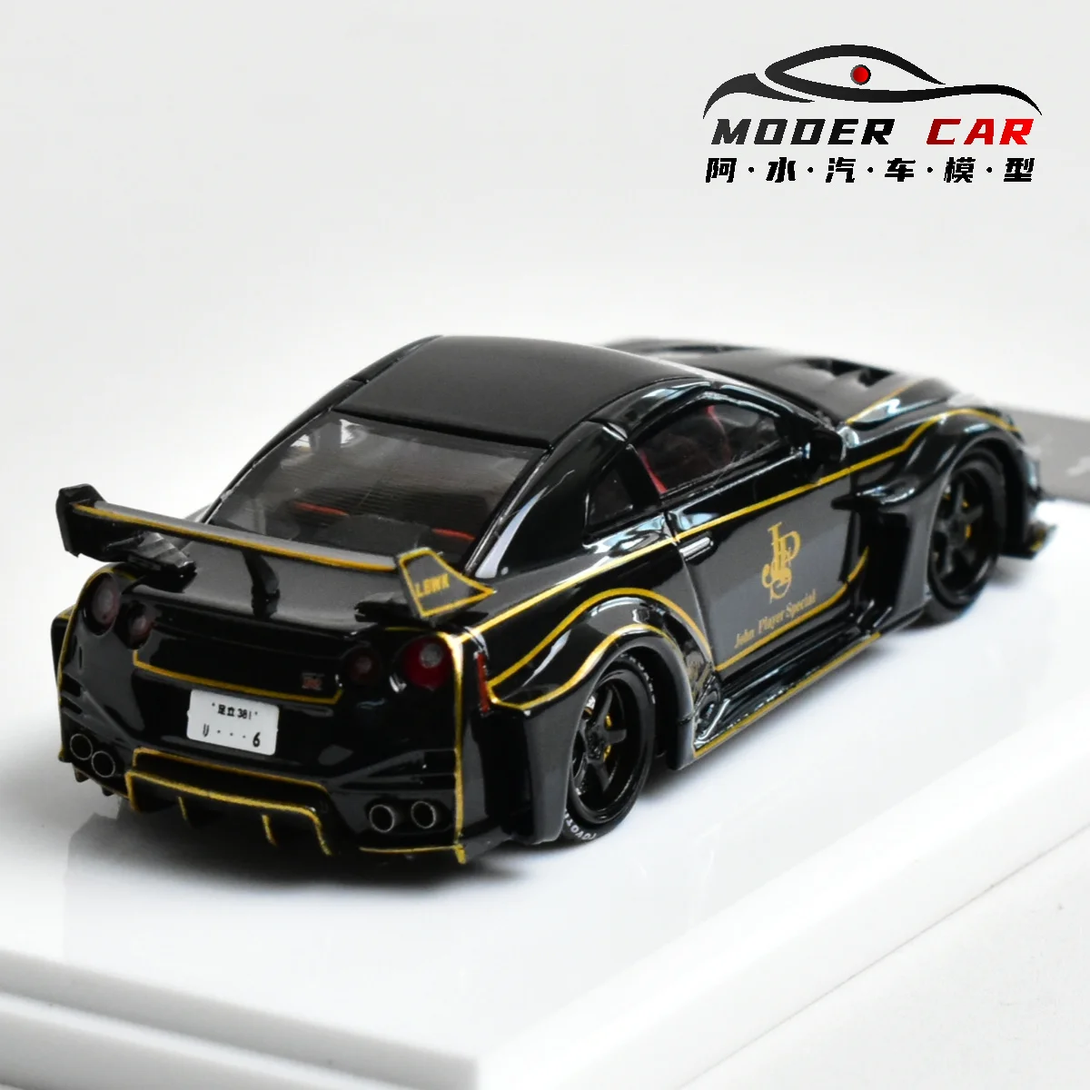 

Литая под давлением модель автомобиля Demon King 1:64 GTR R35 RR Collection