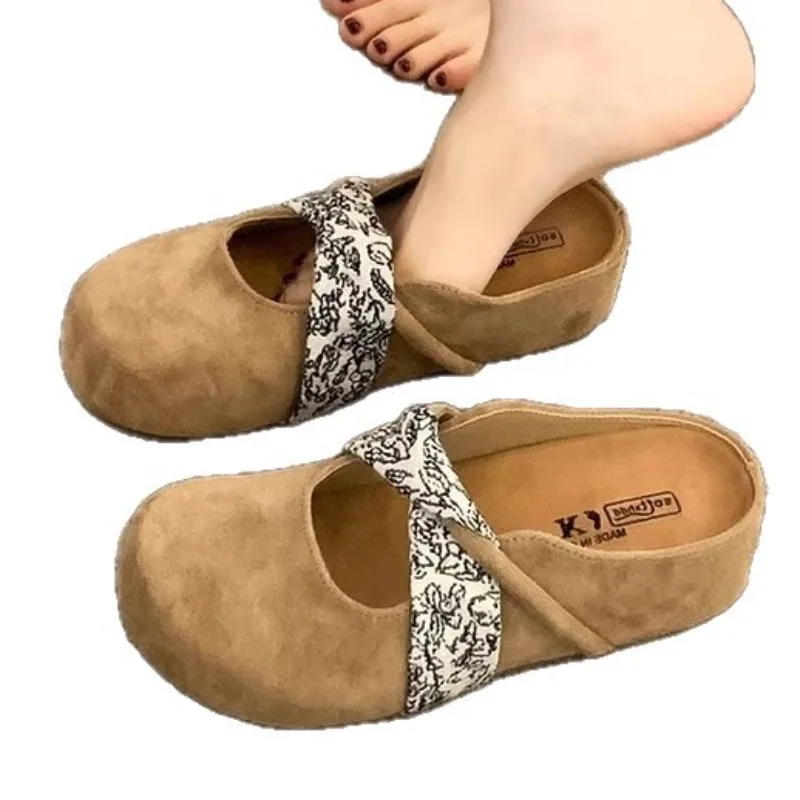 

Round Toe Slippers Women's Fashion Cow Suede Crystal Buckle Cover Foot Soft Soles Anti-slip Wear-resistant Flat Shoes