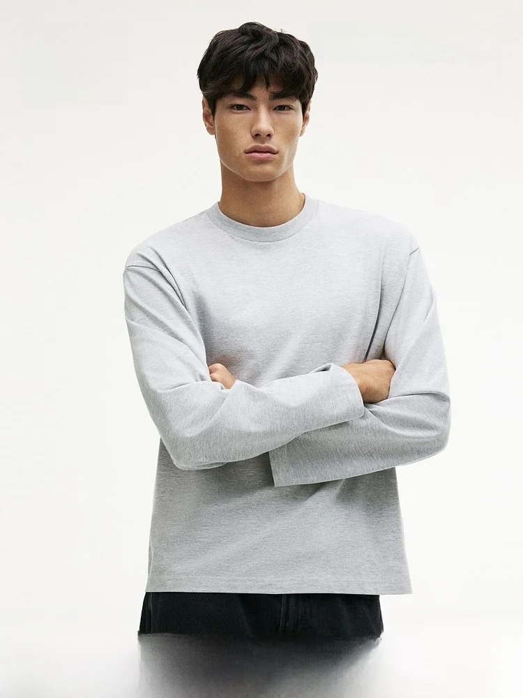 

H&M Unisex Loose Fit Long Sleeve T-Shirt Cotton Lyocell Summer Outdoor Travel Casual Style 1320297 Sweatshirt for Men And Women