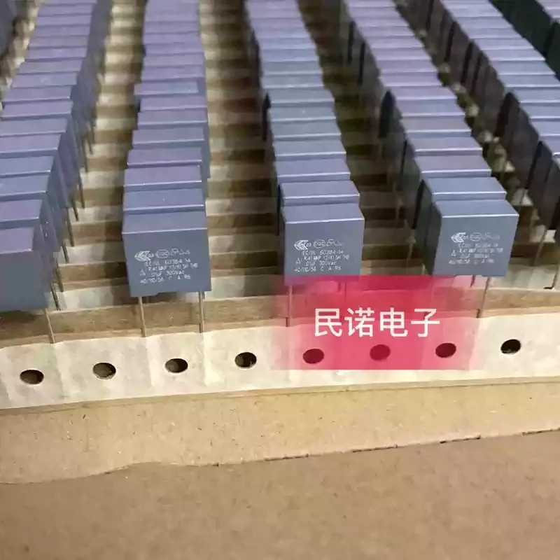 10-100pcs R41 300VAC 0.01UF 300V 103 10NF pin spacing 10mm brand new AV safety capacitor Y2