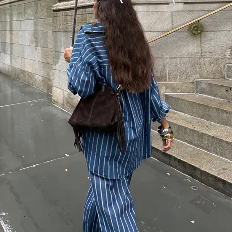 Conjunto informal de dos piezas con estampado de rayas para mujer, camisa de manga larga con botones de solapa, traje vaquero elegante con pantalones de pierna ancha, novedad de 2026