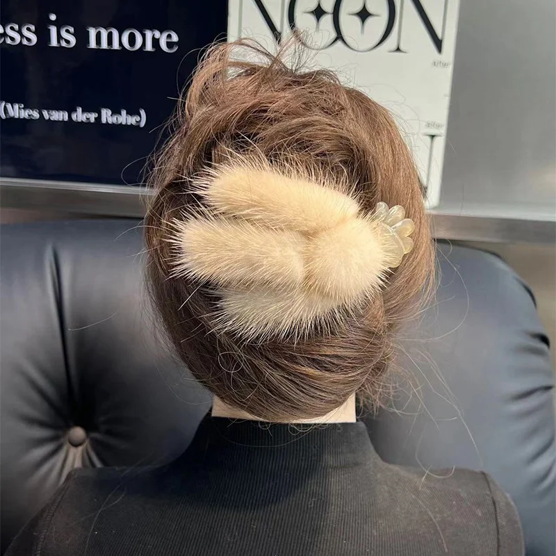 

Glamour New Shark Clip Korean Style Ladies Hairpin Luxury High Quality 100% Mink Hair Fashion Girls Hair Accessories Decoration