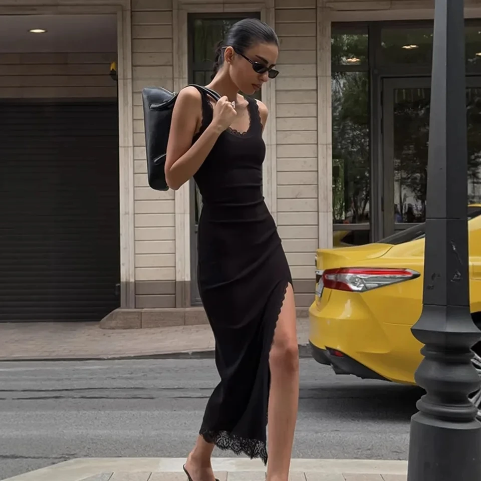 

2026 New Spring Summer Elegant Design Fashion Versatile Solid Color Slit Lace Bodycon Maxi Skirt Womens Outfit