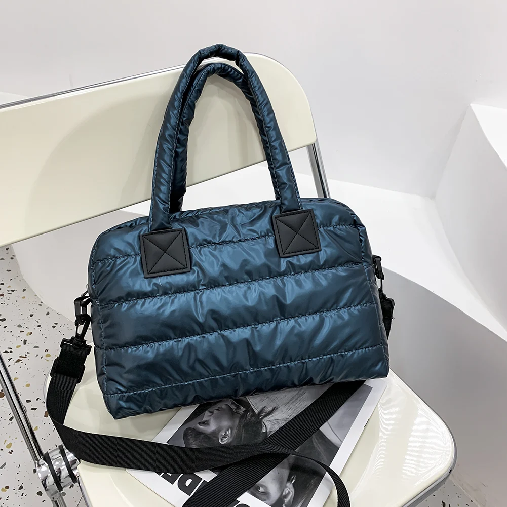 Women Casual Handbag Soft Quilted Lattice Handbag Retro Crossbody Bag with Zipper Winter Puffer Bag Fashion for Daily Office Use