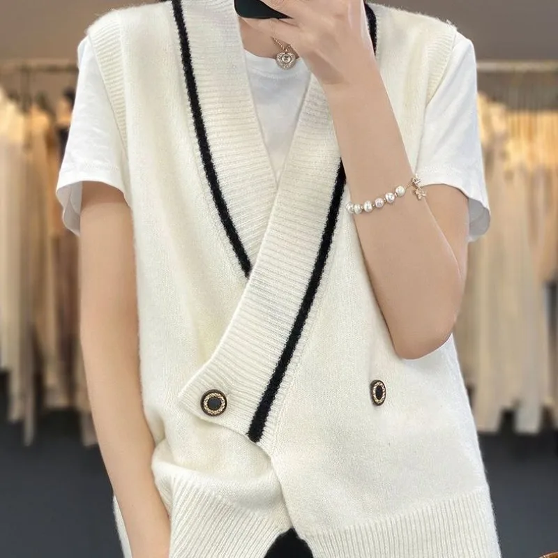 Women's Cardigans V Neck Loose Spring Autumn Ladies Knit Sweaters Attractive Korean Fashion Youth Y2k Elegant Jackets Chic Hot