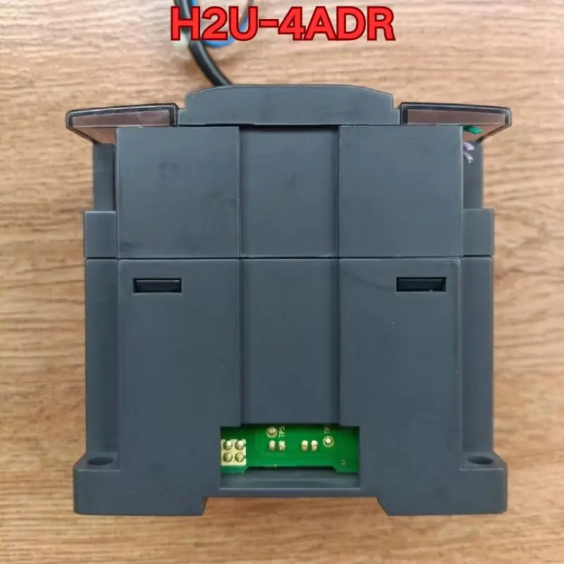 Second-hand PLC module H2U-4ADR function test is normal Latest quotation in October 2025