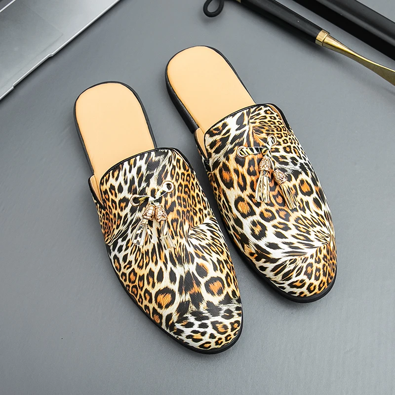 

Leopard Print Leather Casual Shoes Men Flat Shoes Big Size 38-48 Comfortable Pointed Men's Half Slippers Light Loafers Shoes Man