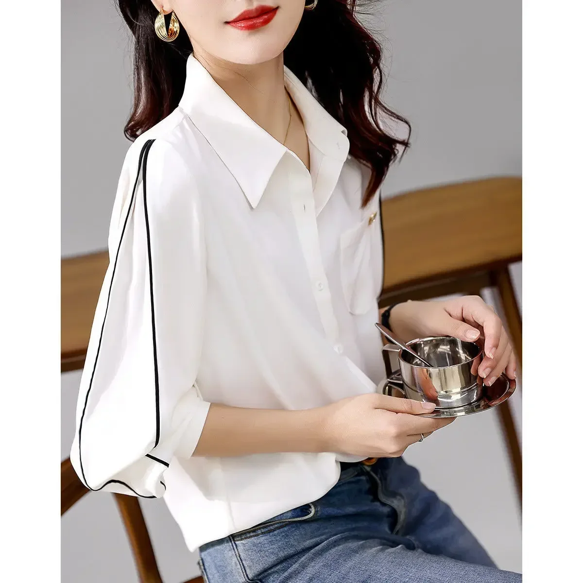 

Office Ladys Simple Dvanced New Korean Fashion Shirts Women Clothing Blouses Temperament Commuter Design Versatile Pockets Tops