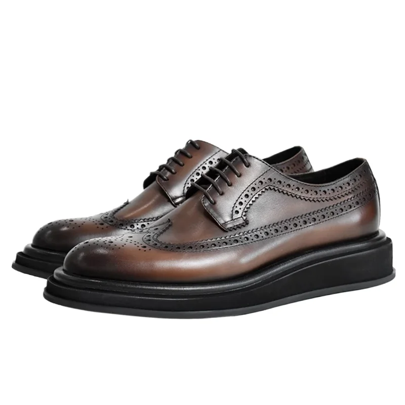 

Англия, черная повседневная обувь в стиле ретро с резьбой, мужские туфли на толстой платформе, увеличивающие рост, свадебные туфли из натуральной кожи