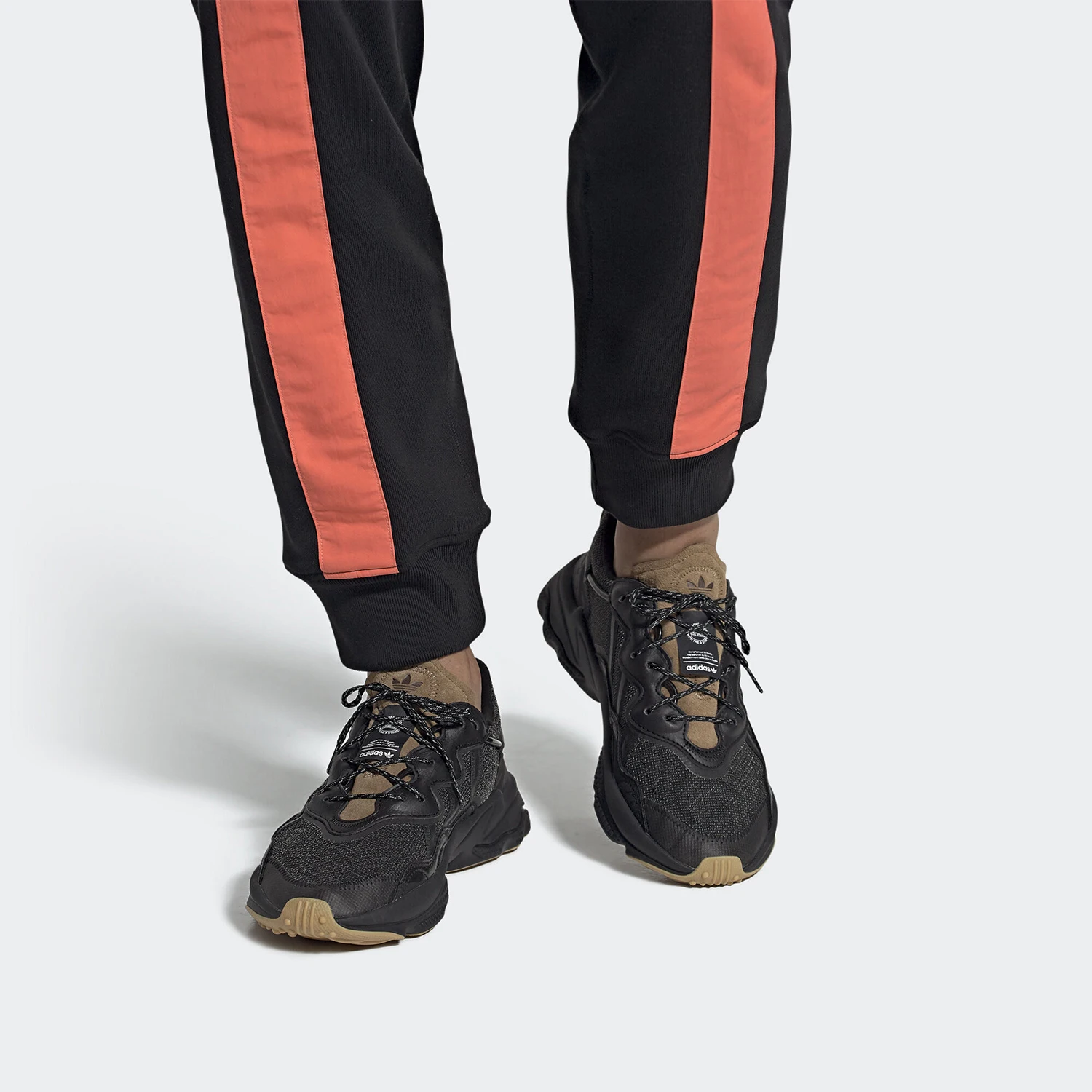 

Adidas Authentic Originals Ozweego Унисекс Классические спортивные кроссовки FV6643