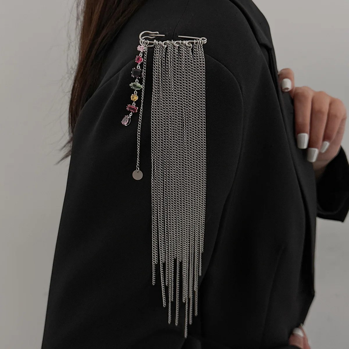 Brooch Pin Asymmetric Gemstone Tassel Versatile Metal Chain for Pants and Clothing Women Office Stylish Premium Quality