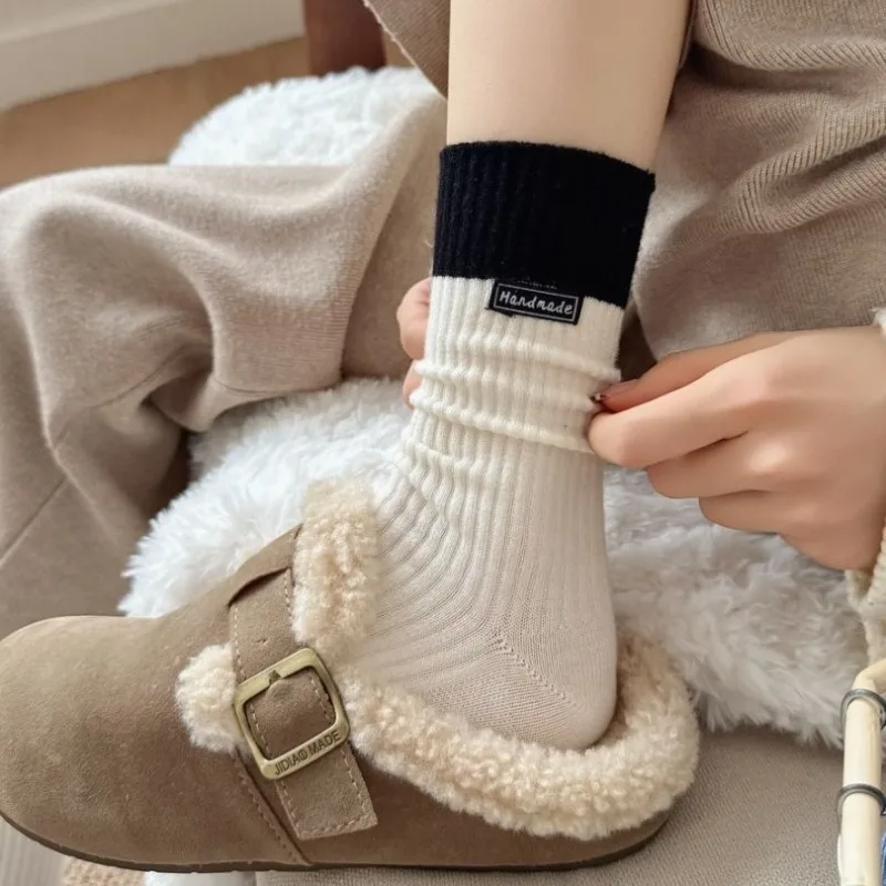 9 Pairs 2025 Fall Winter Color-Blocked Women's Mid-Calf Socks Casual Simple Cotton Socks Ladies Black Warm Socks High Quality