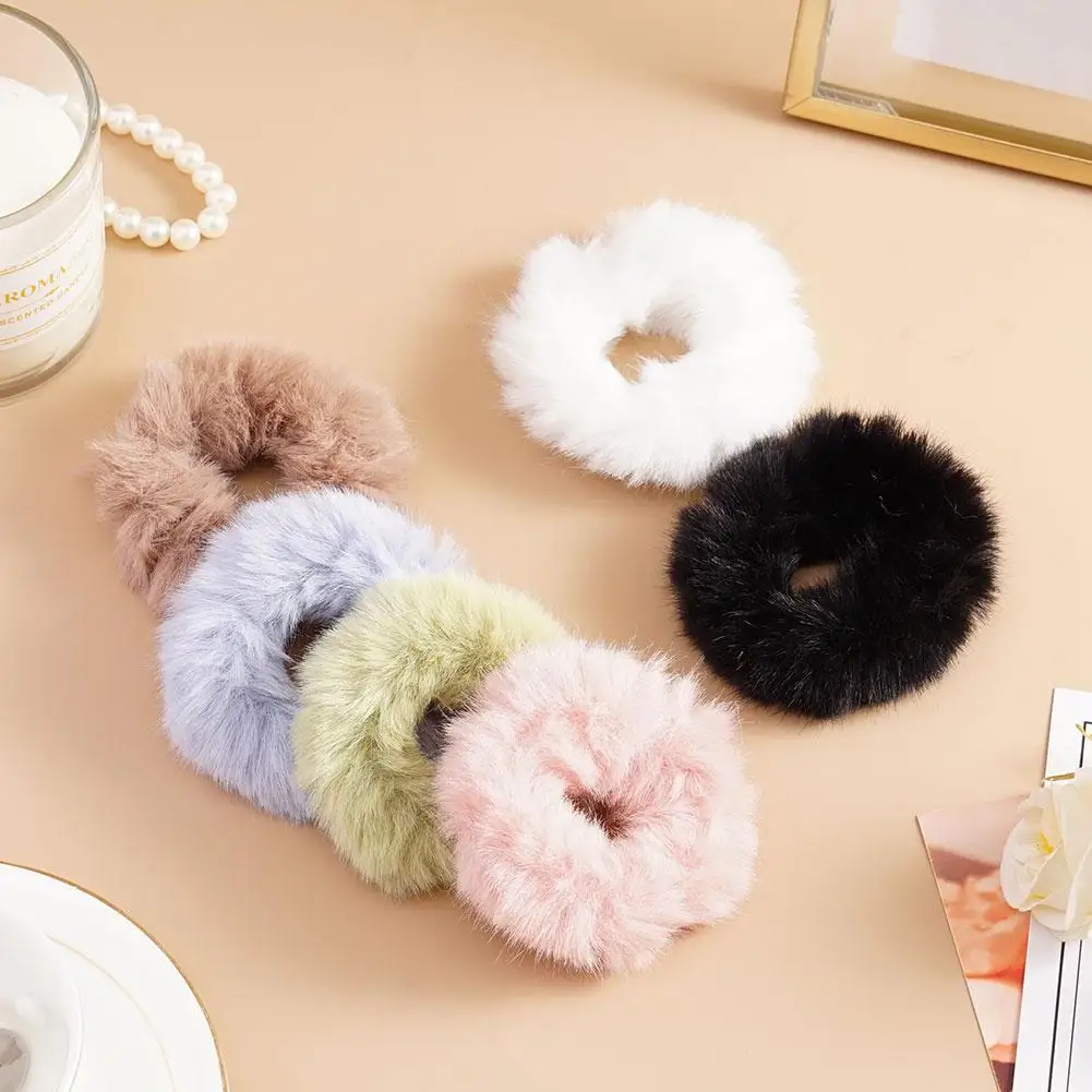 مجموعة ربطات شعر نسائية من القطيفة الصلبة للفتيات وحامل ذيل حصان وأربطة مطاطية وإكسسوارات الشعر