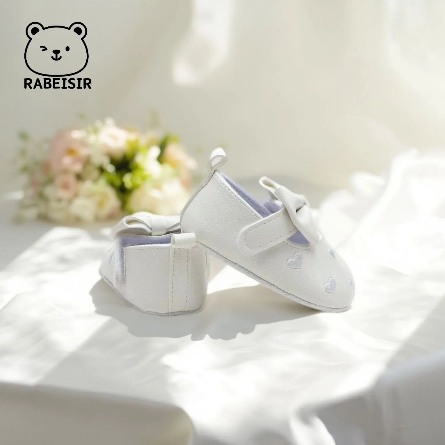 Sapatos de couro para bebês, sapatos de princesa, sapatos de aprendizagem em formato de arco fofo, sapatos de bebê com sola macia de 0-6-12-18 meses para mulheres