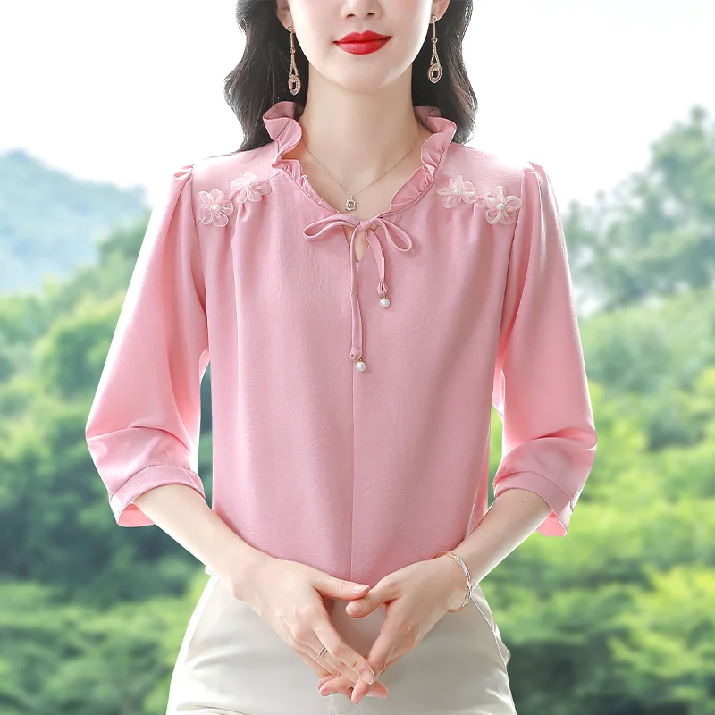 

Elegant Three-Quarter Sleeve Chiffon Blouse Women's Shirt with Bowknot Pearl Fashionable Youthful New Summer Style