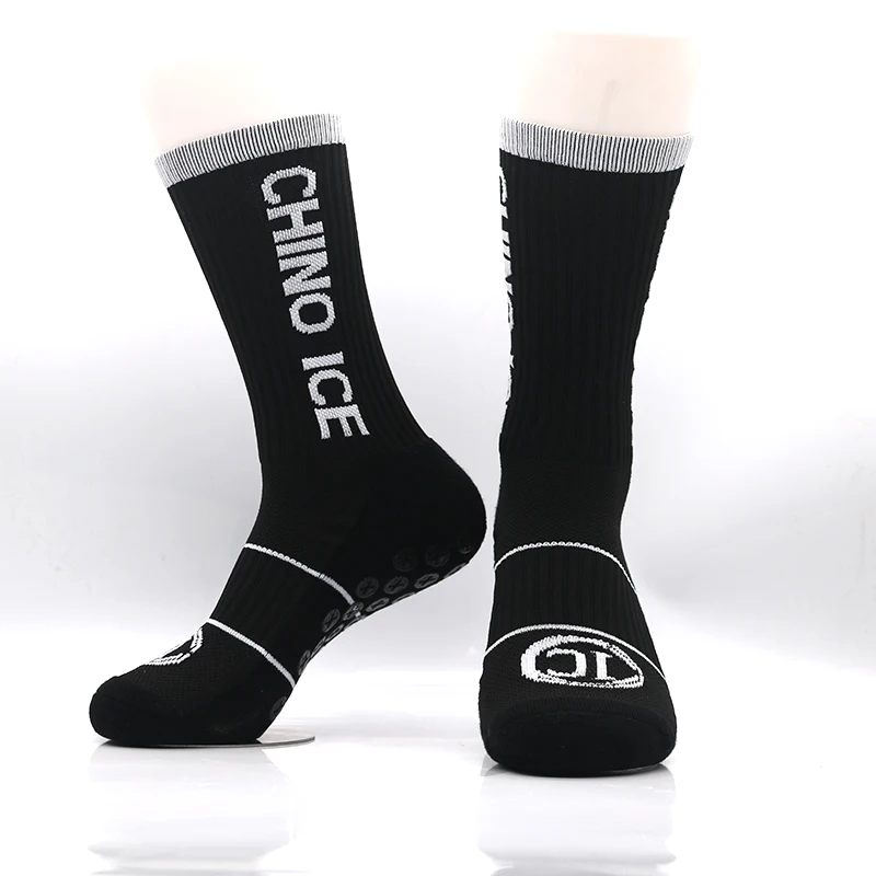 5 Pairs Men's Anti-Slip Sports Socks with Non-Slip Gripper Pads for Soccer Football And Basketball