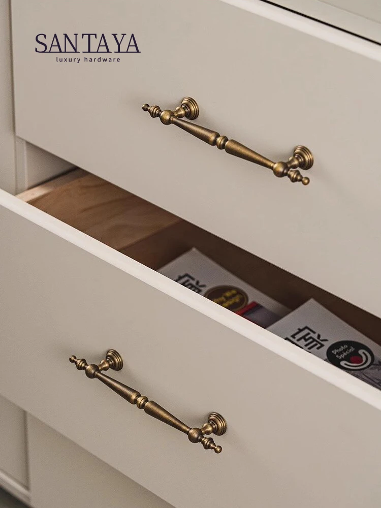 Santaya Massiver antiker Messinggriff, bronzefarbener Kleiderschrank, Tür, Schublade, Schrank, luxuriöser antiker runder Turm, Kupfergriffe