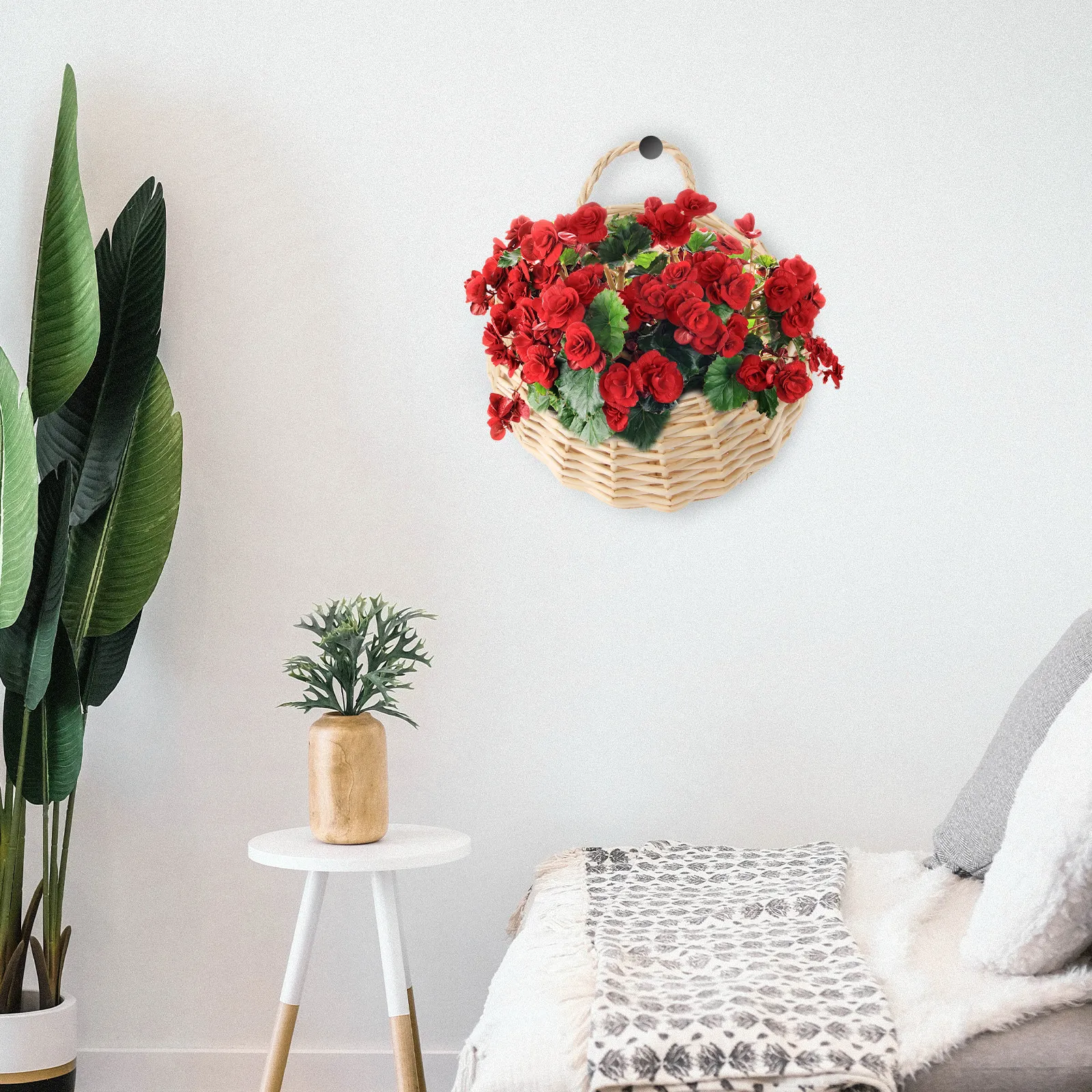 2Pcs Wicker Hanging Basket Rattan Wall Flowerpot Decorative Storage Basket for Faux Plants Fruit Pencils Keys Home Garden Use
