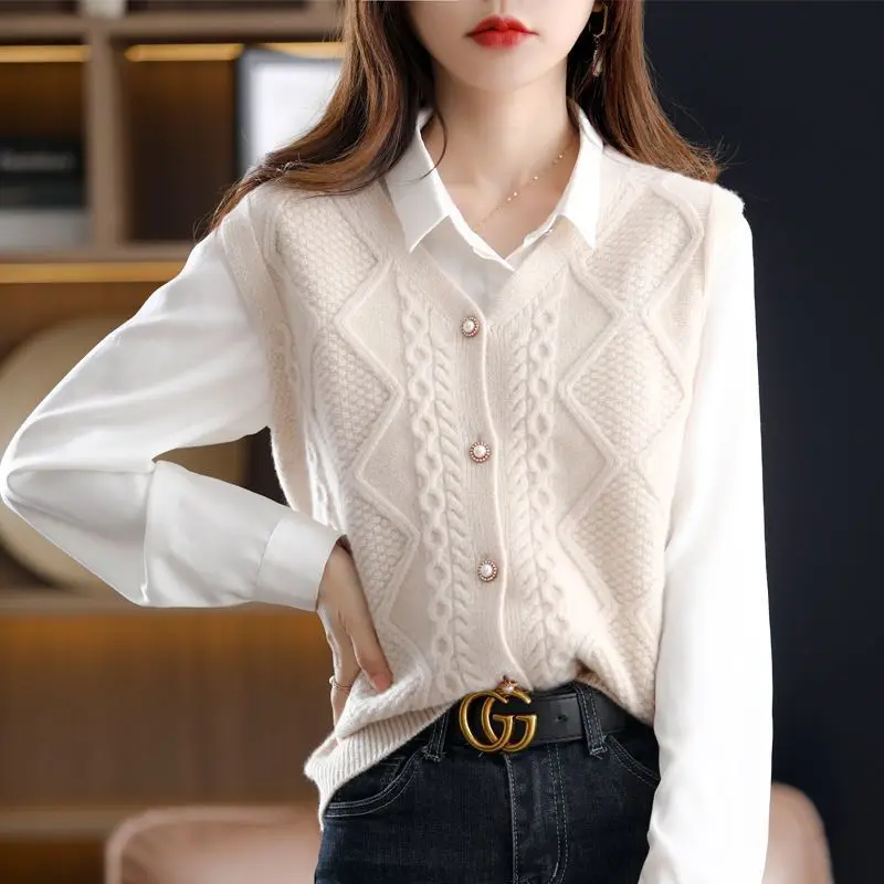 Fashion V-Neck Solid Color Button Loose Sleeveless Vest Sweaters Women\'s Clothing 2022 Autumn New Casual Pullovers Korean Tops