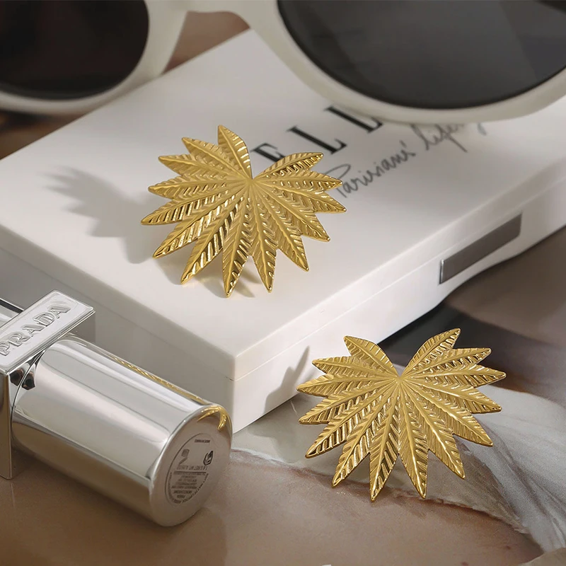 

PRISCA | Metal Gold Leaft Stud Earring Women 18k PVD Stainless Steel Trendy Jewelry Fashion New 2025