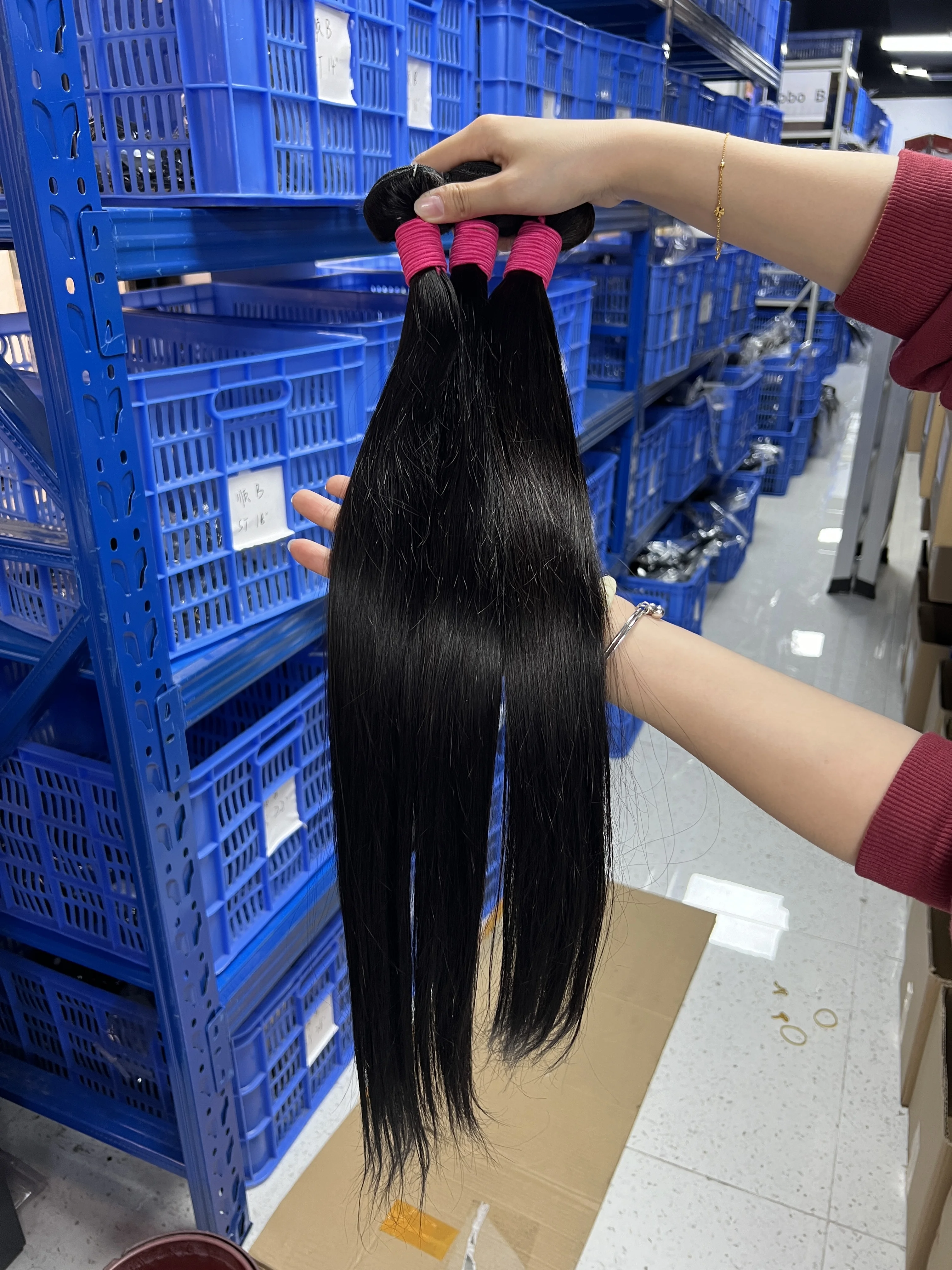 Peruvian Hair Bundles Bone Straight Human Hair Weave Bundles Remy Hair Extension Natural Black 1/3/4 Pcs 14-30 Inches Wholesale