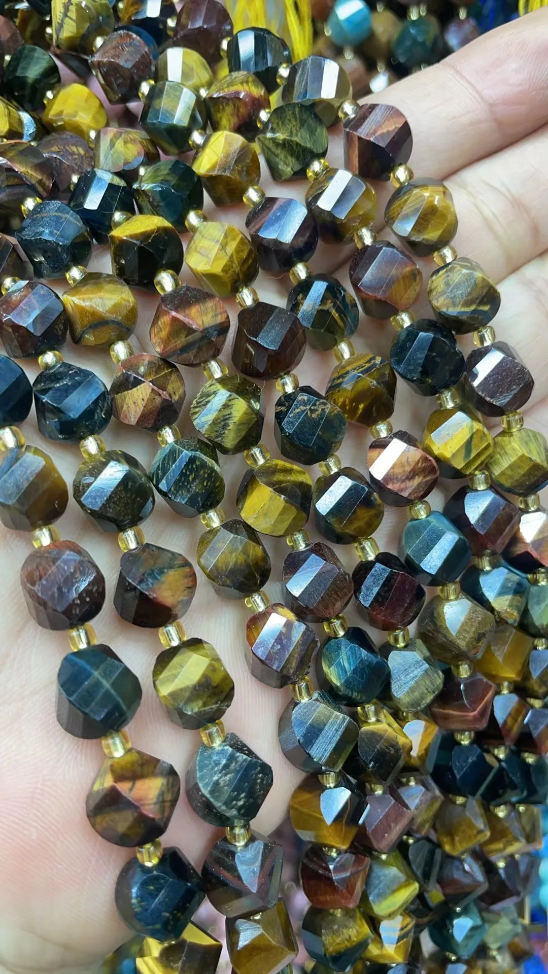 Natural Color Tiger Eyes Twist Beads Cut face 10x10mm 8x8mm Length Dagree 39cm10m 31Grain 8m35Grain