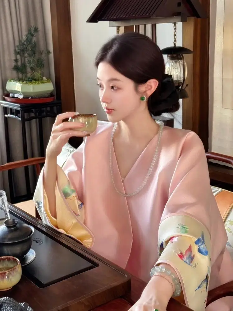 

Усовершенствованное и супер красивое новое розовое пальто в китайском стиле, улучшенный топ в стиле Тан, женский новый стиль