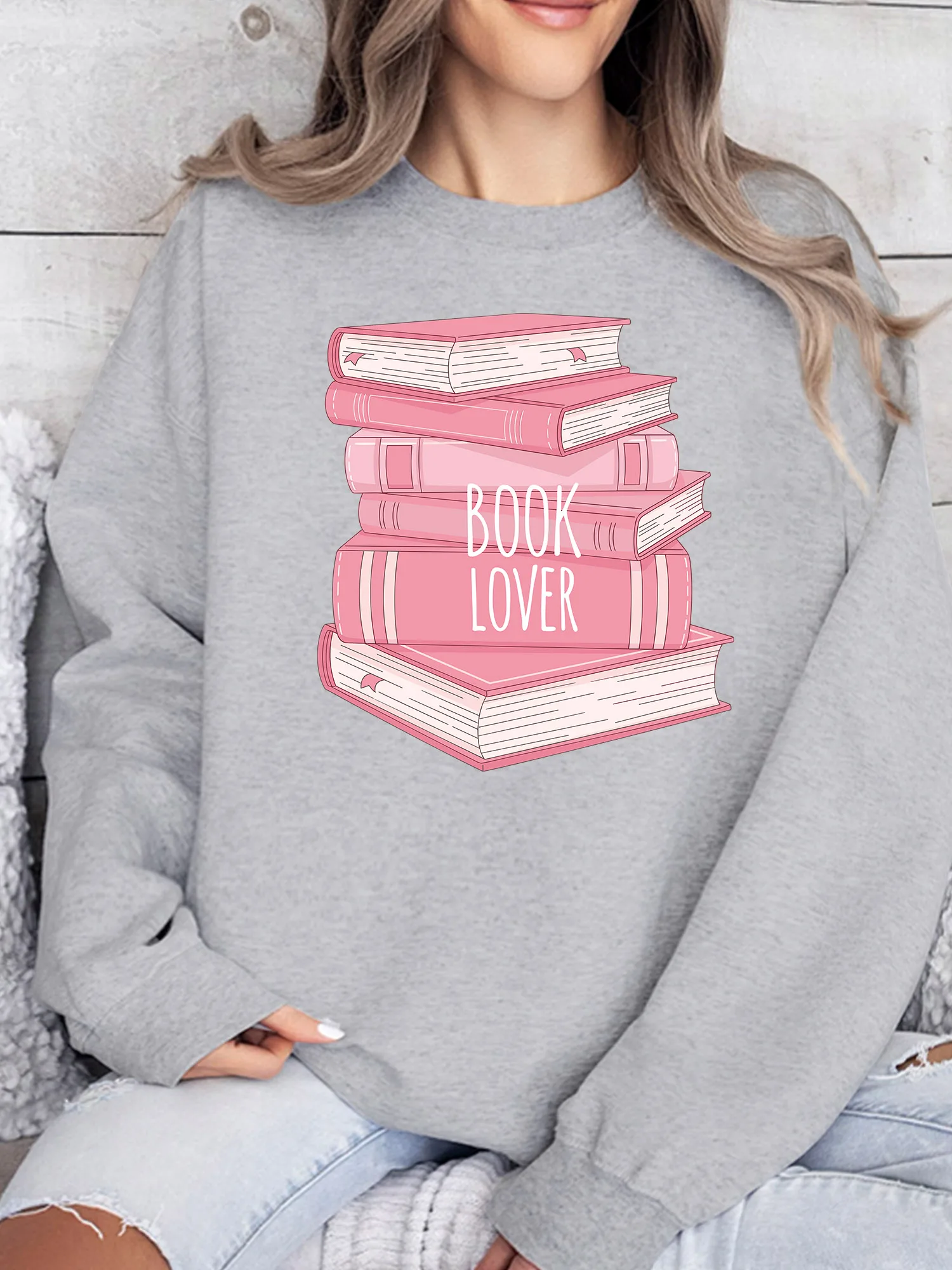 

Book Lover Women's Crew Neck Sweatshirt Casual Long Sleeve Pullover Loose Fit Fashionable Streetwear