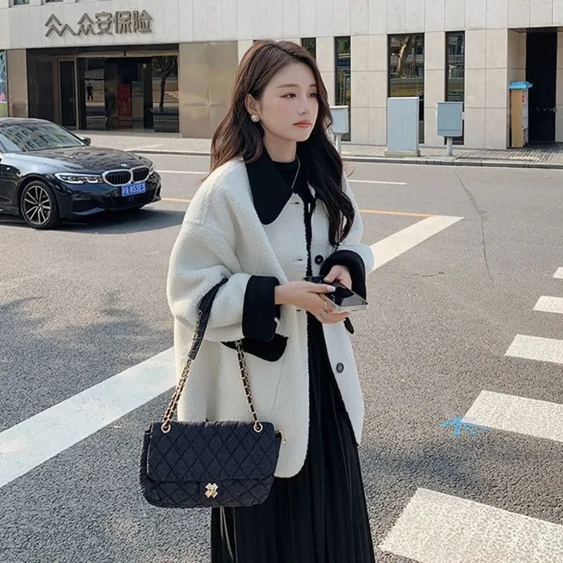 

Wearing A Small Fragrant Lamb Fur Coat On Both Sides For Women's Autumn And Winter 2023 New High-end Fashion Commuter Coat B3