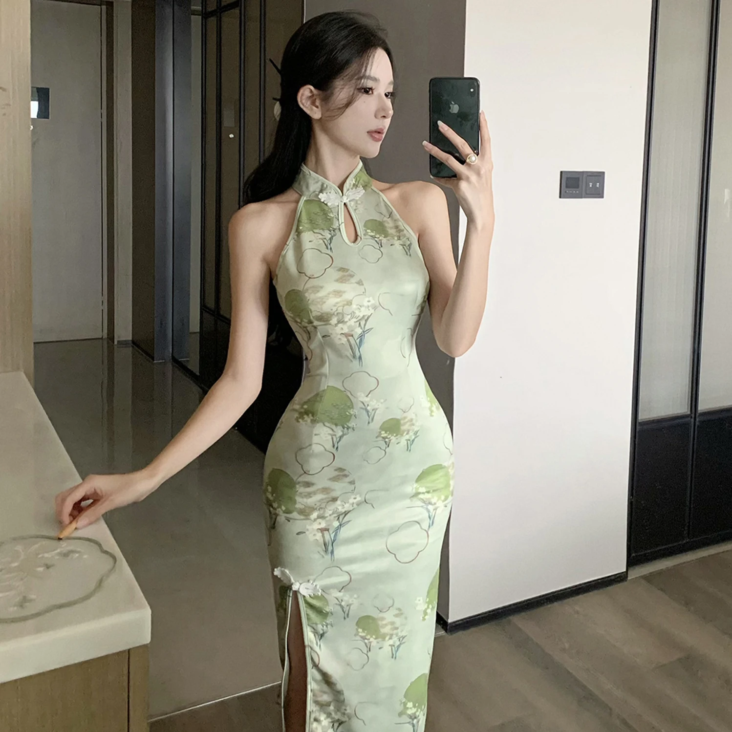 Ele een Qipao Dr con estampado floral con detalle de botones Calidad premium de alta gama Nueva colección de otoño para mujeres