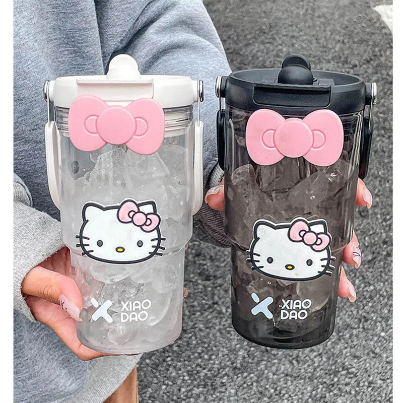 new 600/900ml Sanrio Large Capacity Plastic Water Cup Hello Kitty Portable Beverage Bottle Outdoor Fitness Sports Straw kids Cup