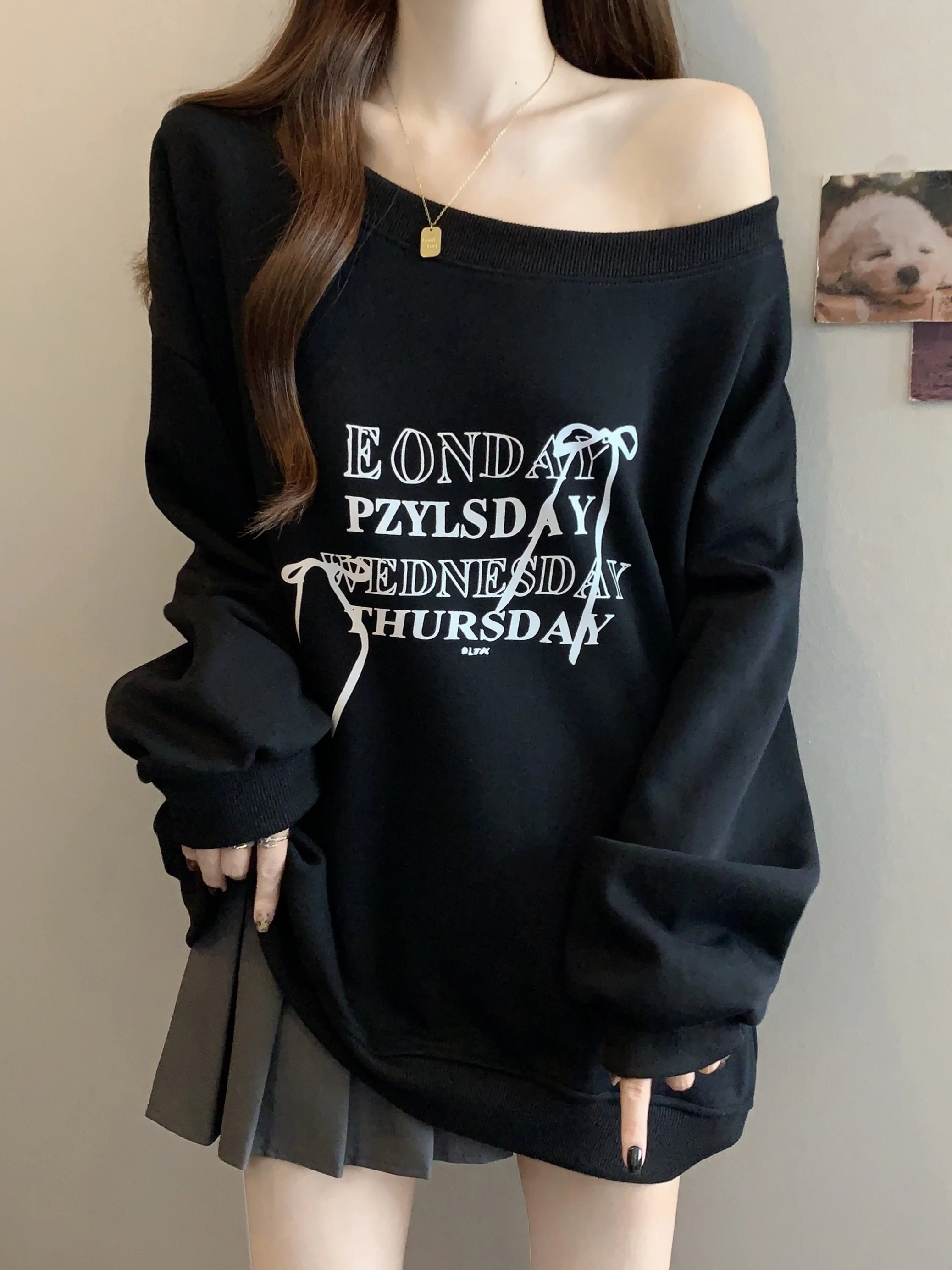 

plus Size Women's Long Sleeve Letter Print Sweatshirt Lazy Loose Mid-Length Shoulder Bared Top Sweet Style Autumn Winter Fashion