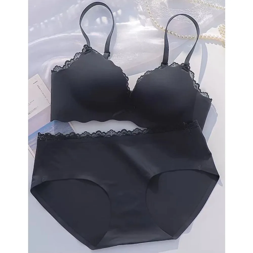 Ladies One Piece Seamless Wireless Bra Panty Set AA Cup Push‑up Padded Lingerie Suit Soft For Small Chest Daily Underwear Wear