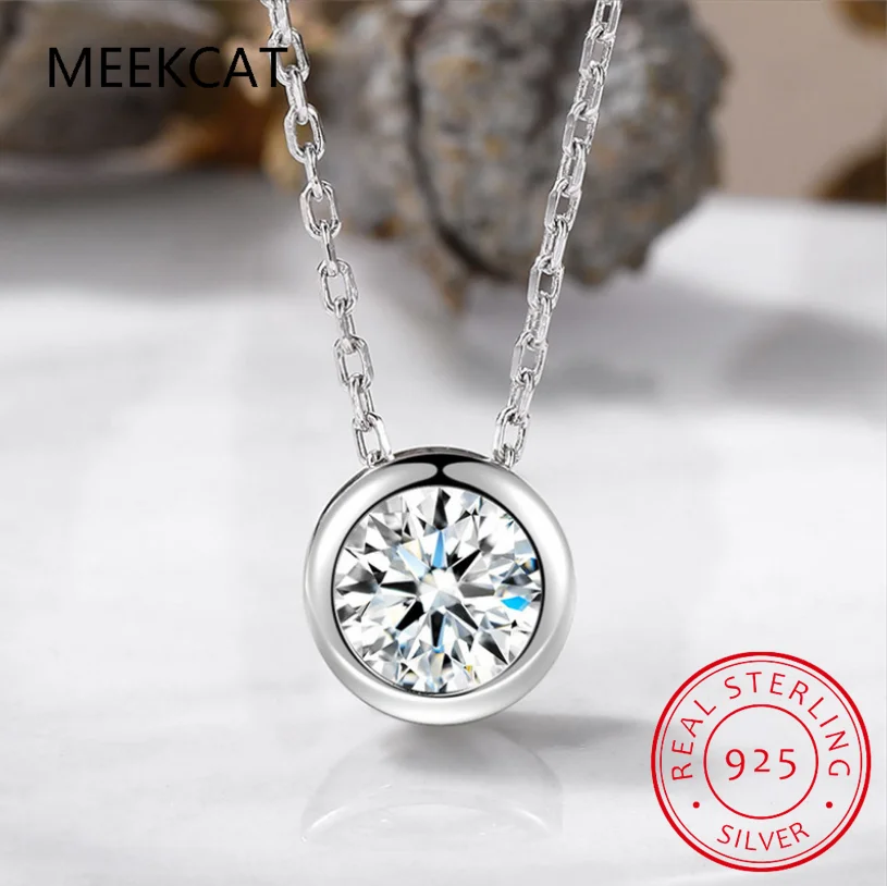

Women's 6.5mm round Bezel Set Moissanite Pendant Necklace 925 Sterling Silver Clavicle Chain Jewelry Collar