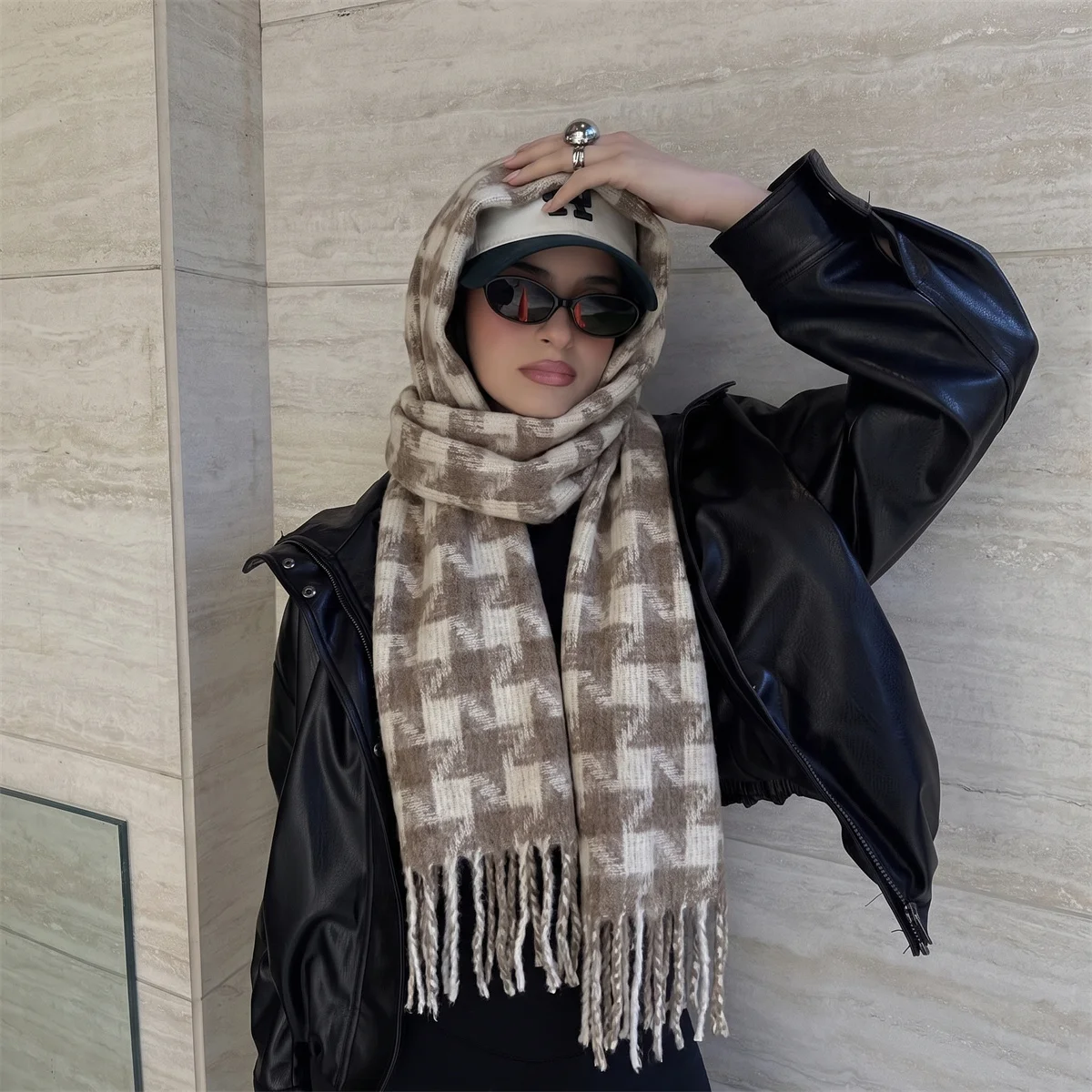 Houndstooth Small Grid Scarf For Women Thick Imitation Cashmere Shawl Chunky Tassel Warm Fall Winter Large Wrap Elegant Street