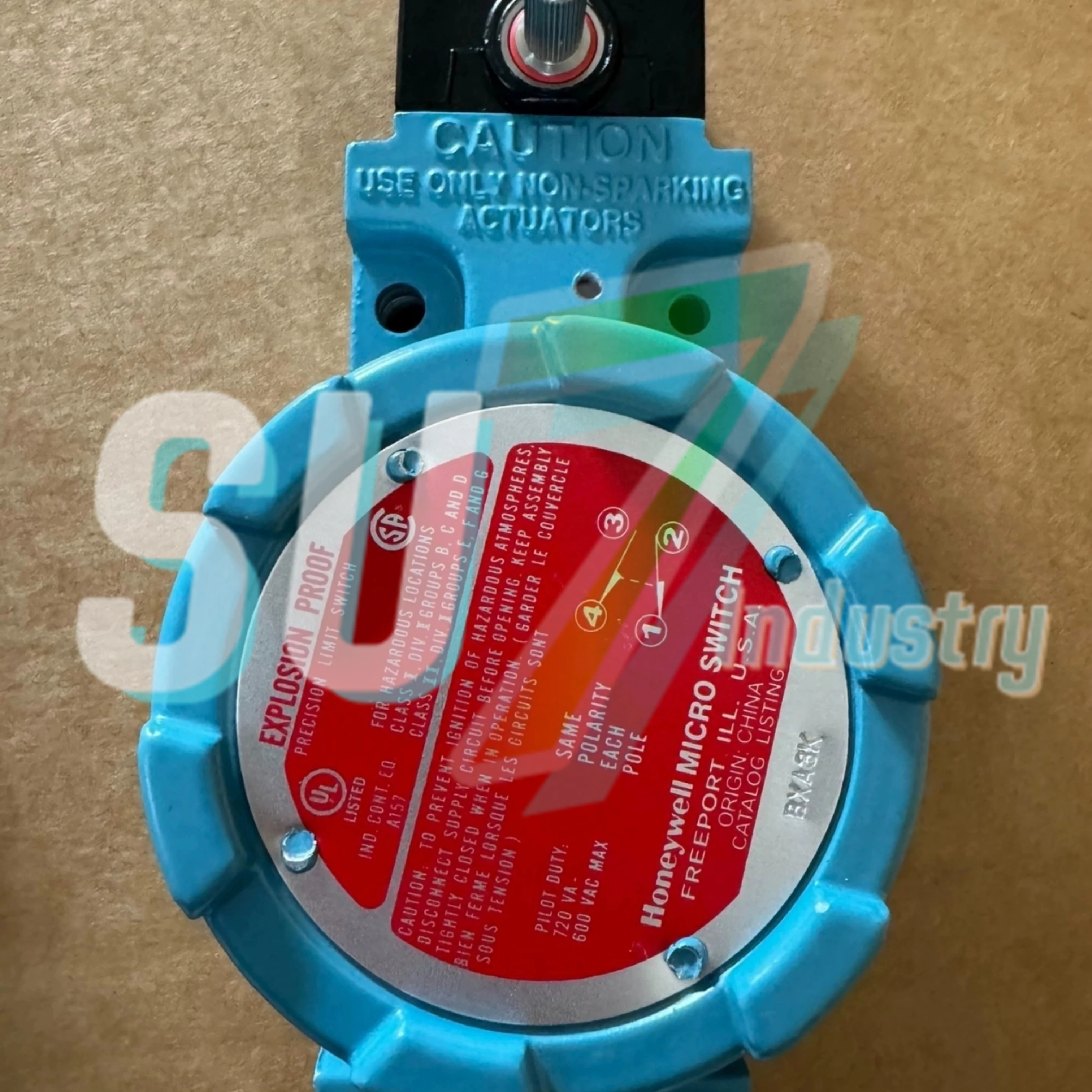 กล่องใหม่ป้องกันการระเบิด Travel LIMIT SWITCH BXA3K-1A BXM4N-1A LSXA3K-1A LSXM4N-1A