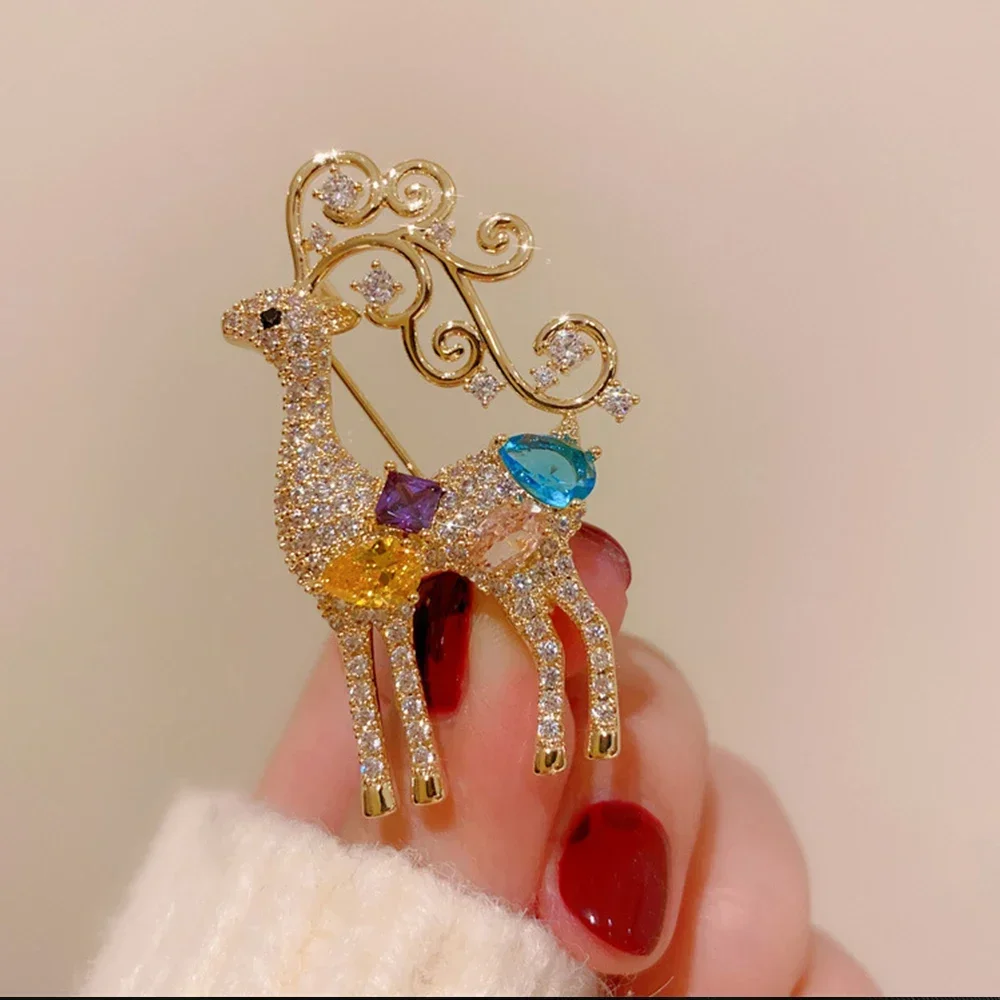 Роскошные рождественские броши с цирконием в виде лося и оленя для женщин, модные корсажные броши с кристаллами и жемчугом, булавка для костюма, подарки на Новый год