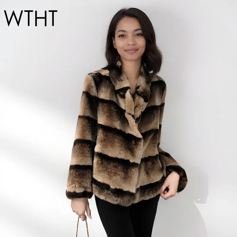 

WTHT 2025 Winter New Fashion Women's Striped Plush Fake Fur Coat Trendy Stand Collar Long Sleeves Warm Jacket Female 1LS2735