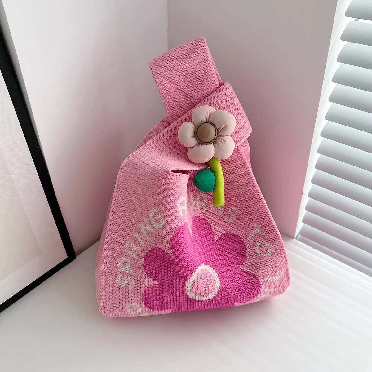 

New knitted bag women's handbag cute souvenir snack bag practical and versatile woven bucket bag