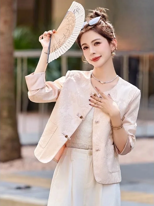 

New Chinese Style Short Jacket Women's Floral Embroidery Top Spring Autumn Fashion Retro Anti-Wrinkle Polyester Fabric