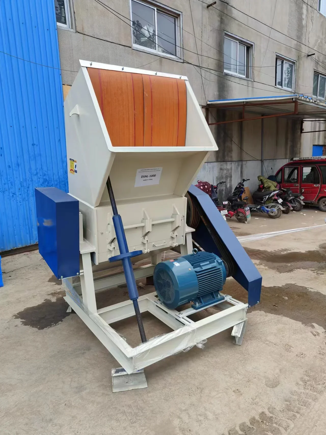 HDPE PE PP Bottle Recycling Plastic Grinder Crusher Crushing Machine For Bottle Recycling