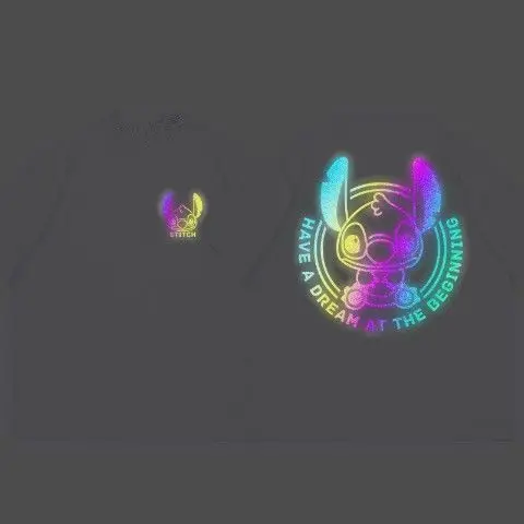 T-shirt con personalità Stitch carina riflettente laser dei cartoni animati Disney, giorni primaverili ed estivi, outfit da coppia, maniche corte larghe